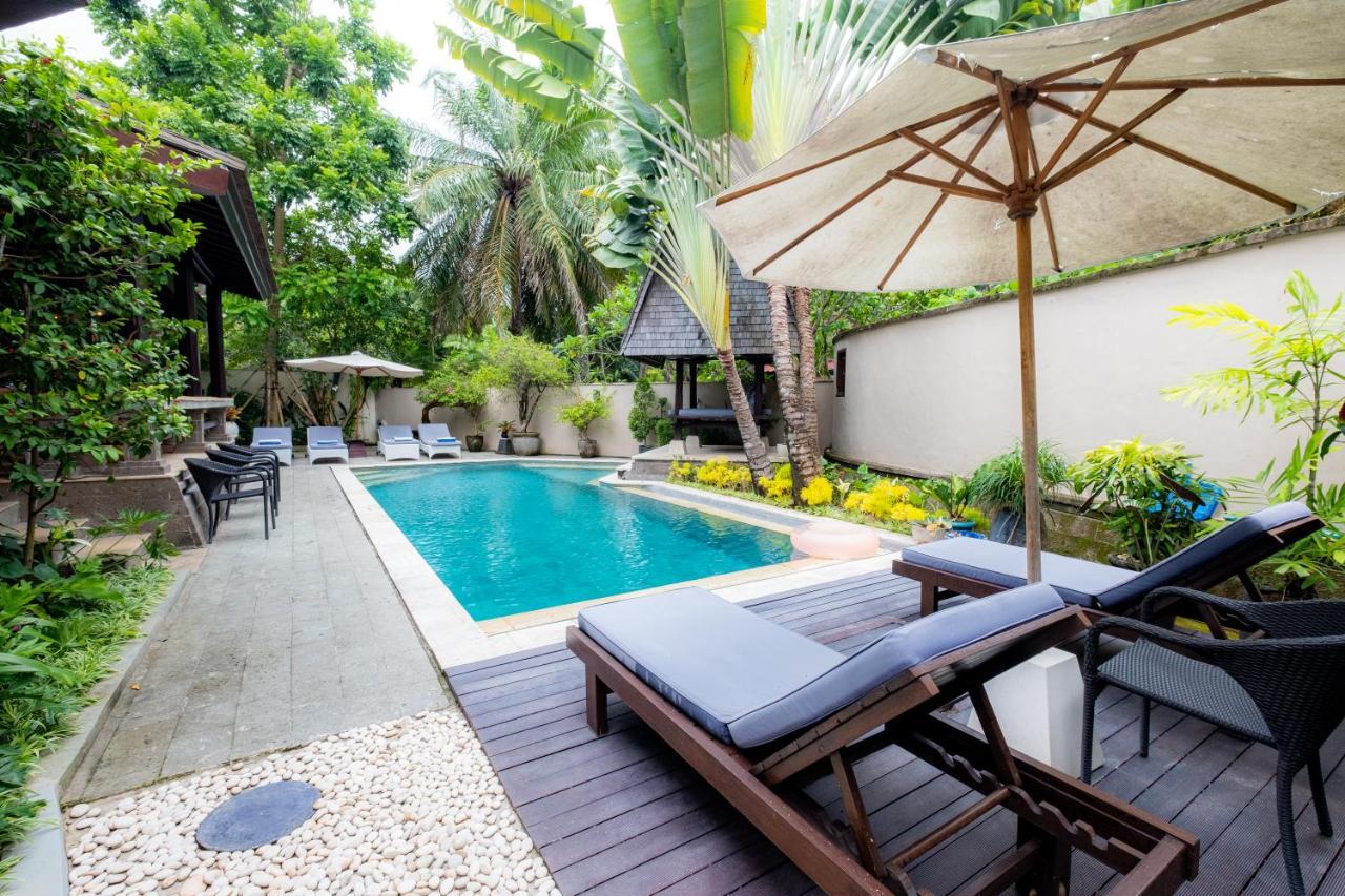Frangipani Seminyak (Bali)