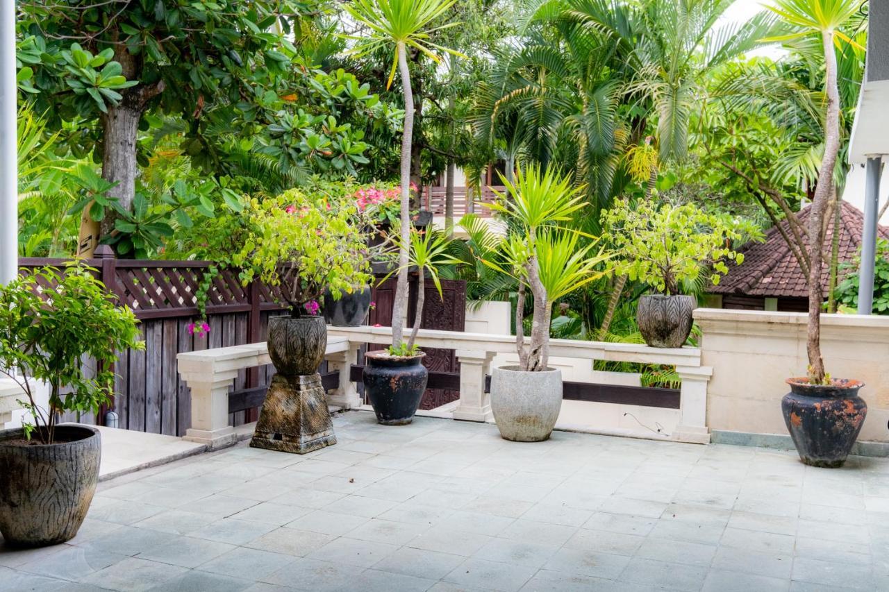 Villa Frangipani