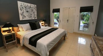 Premium Villas Seminyak I *