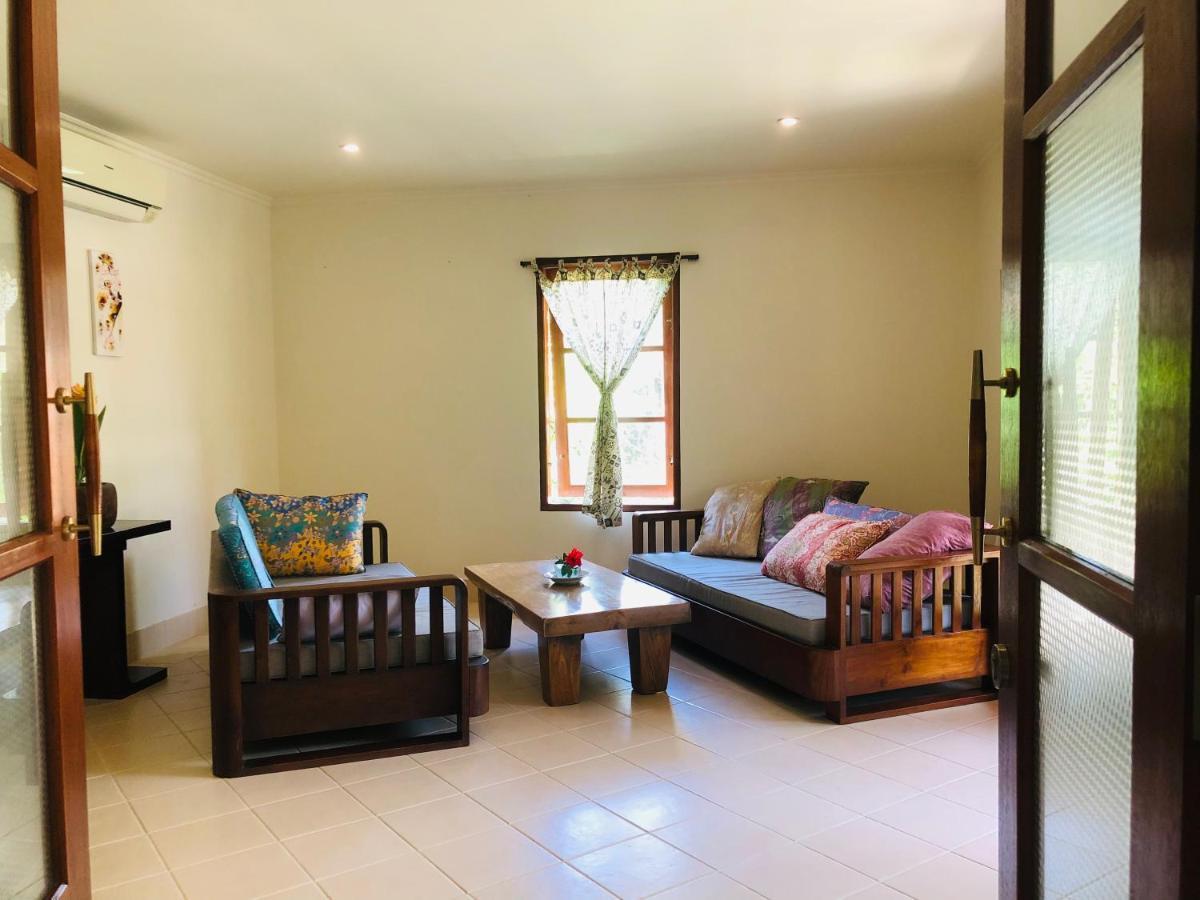 Villa Abhista *