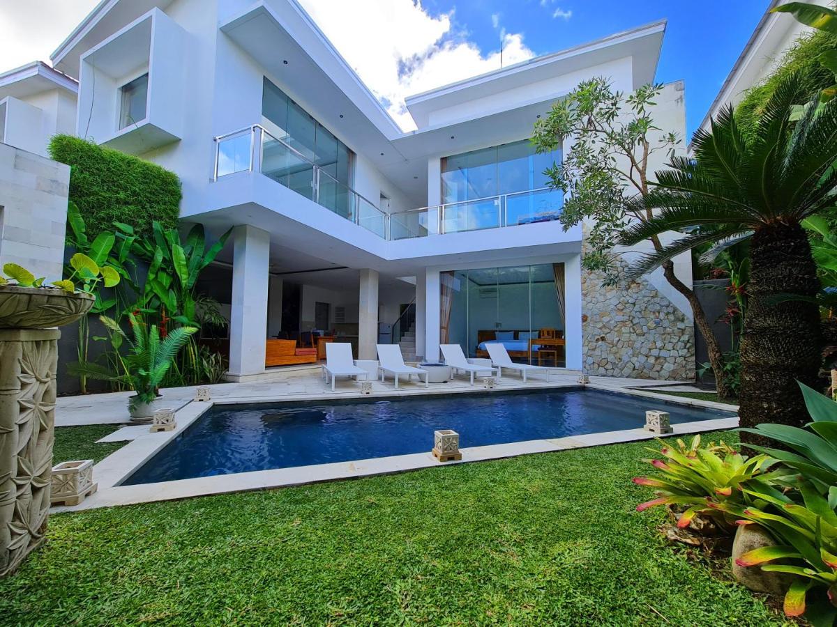 Kusamakura Villa Seminyak (Bali)