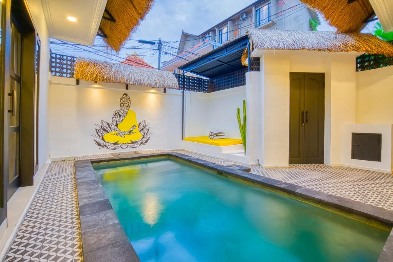Villa Canberra - *