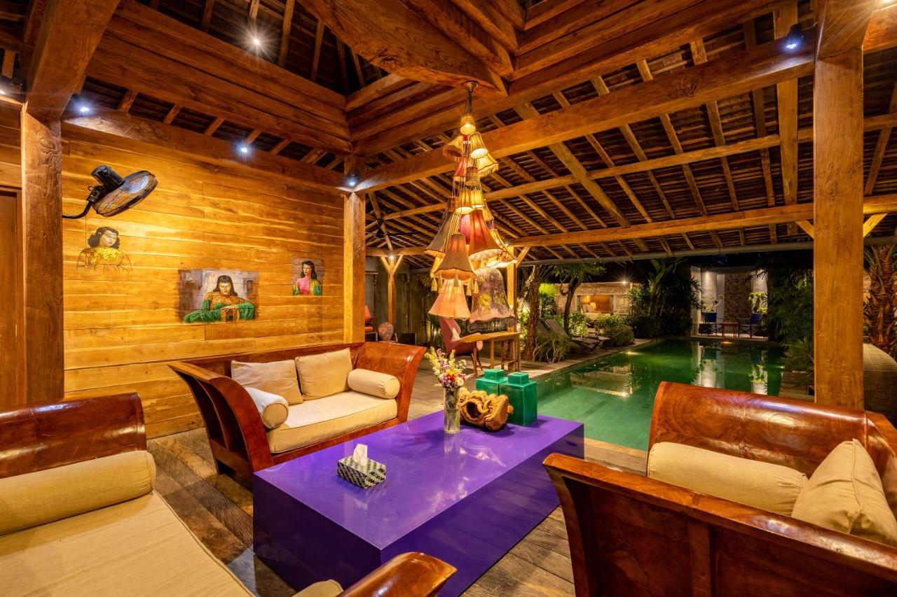 Villa Gambar *