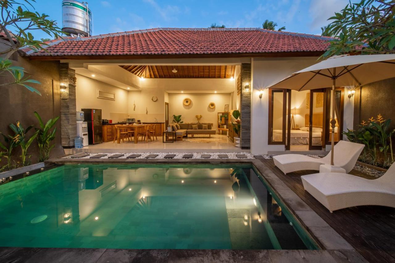 Private 3 Bedrooms With Swimming Pool Villa Seminyak