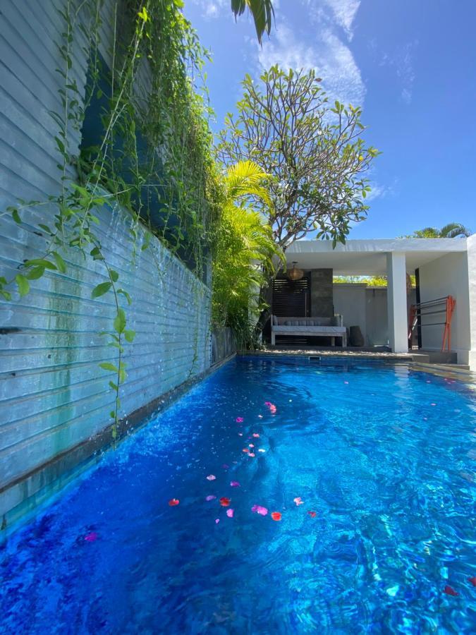 Casa de hóspedes Lotus Luxury Seminyak