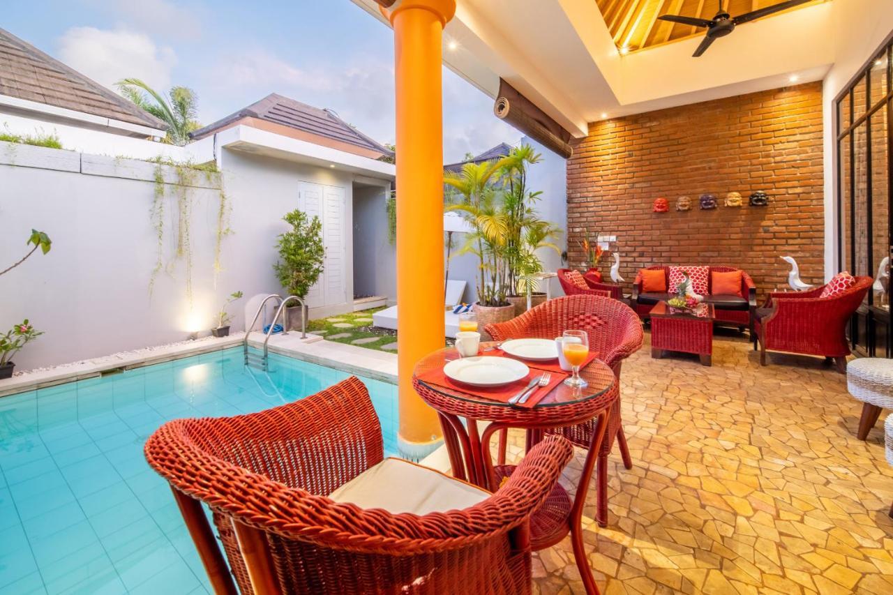 Lollie Villa *