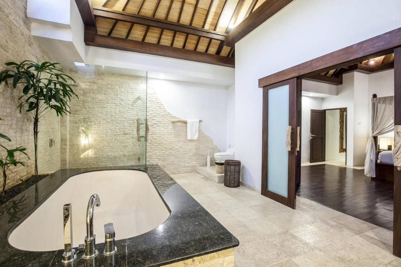 Modern Private Villa Atala With Private Xl Pool Villa