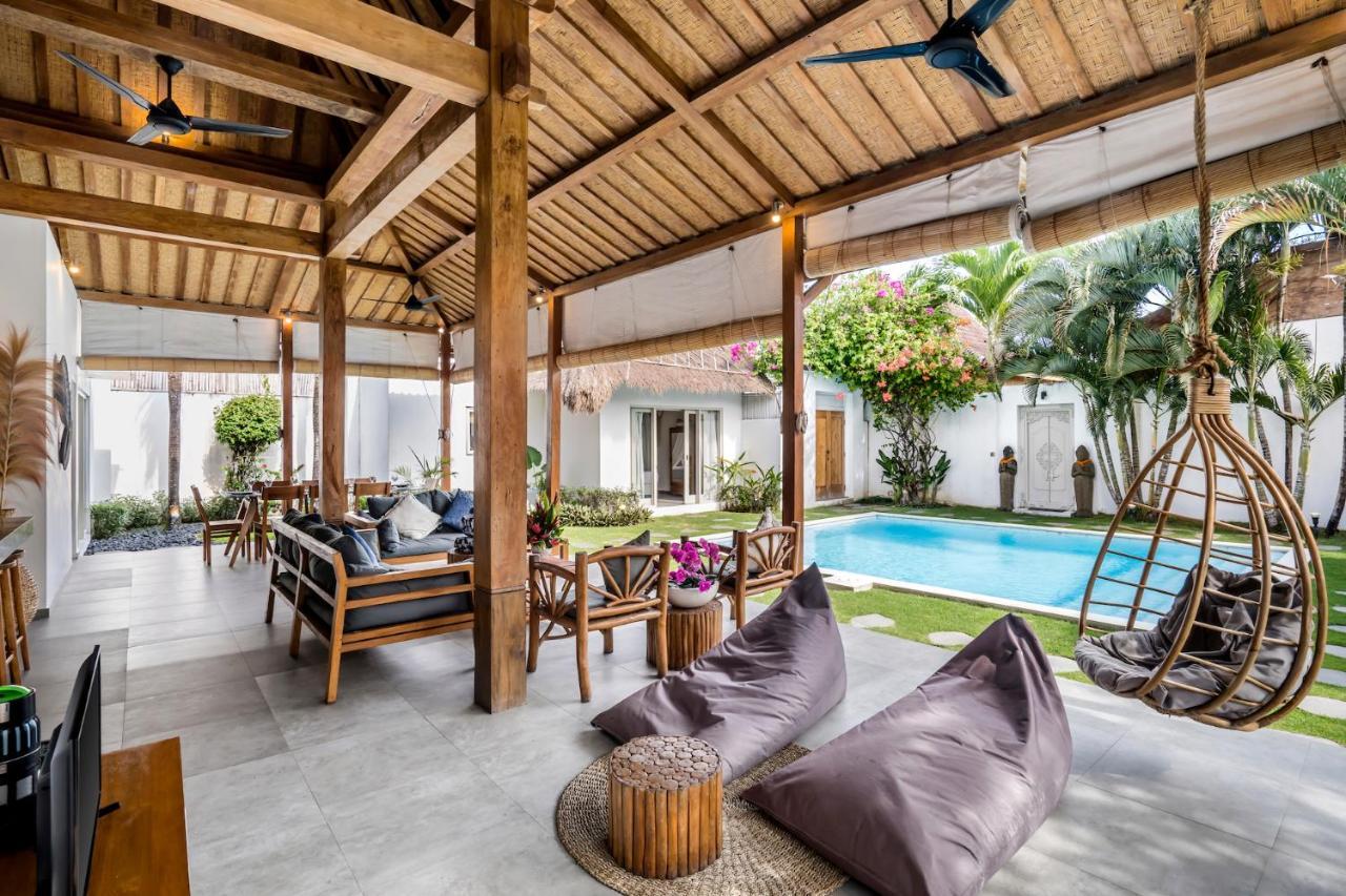 Nakal By Alfred In Bali Villa *