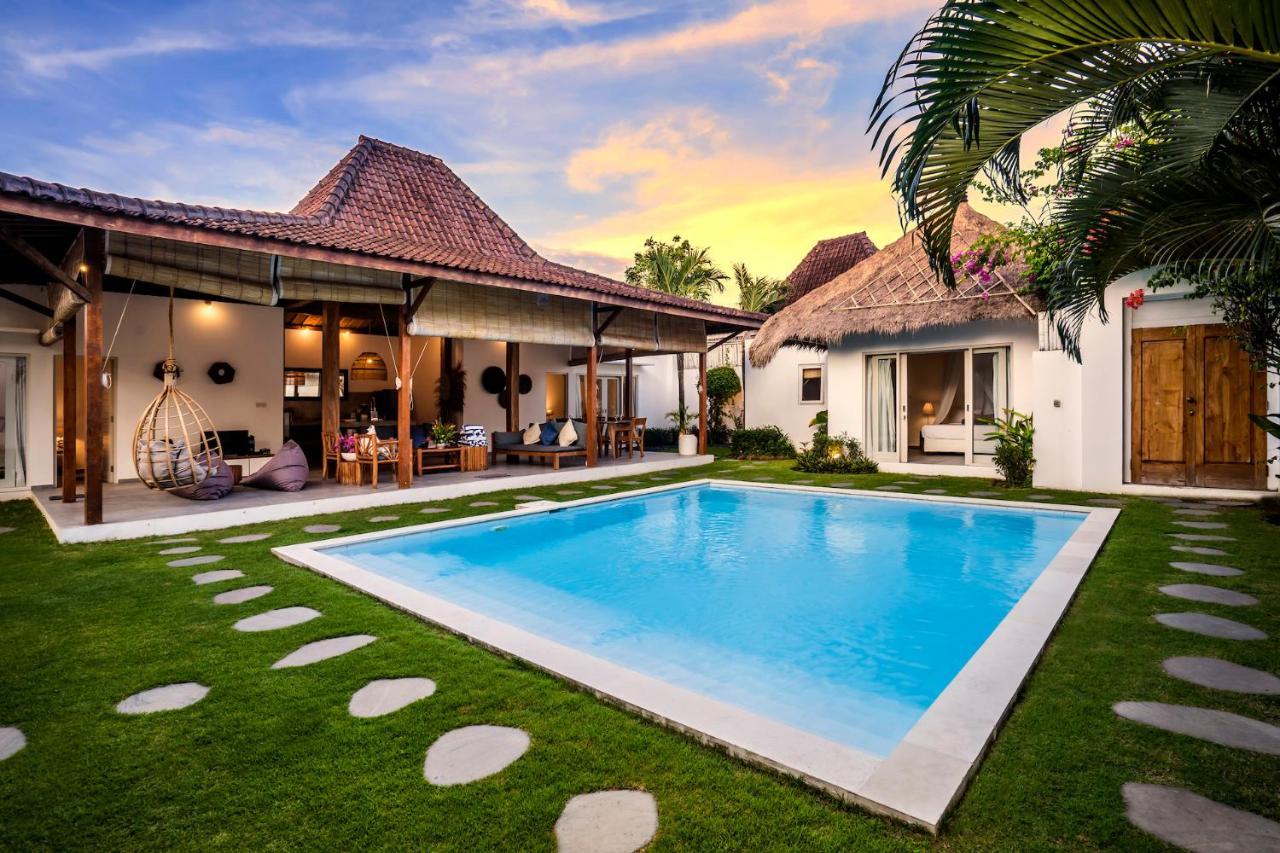 Nakal By Alfred In Bali Villa *