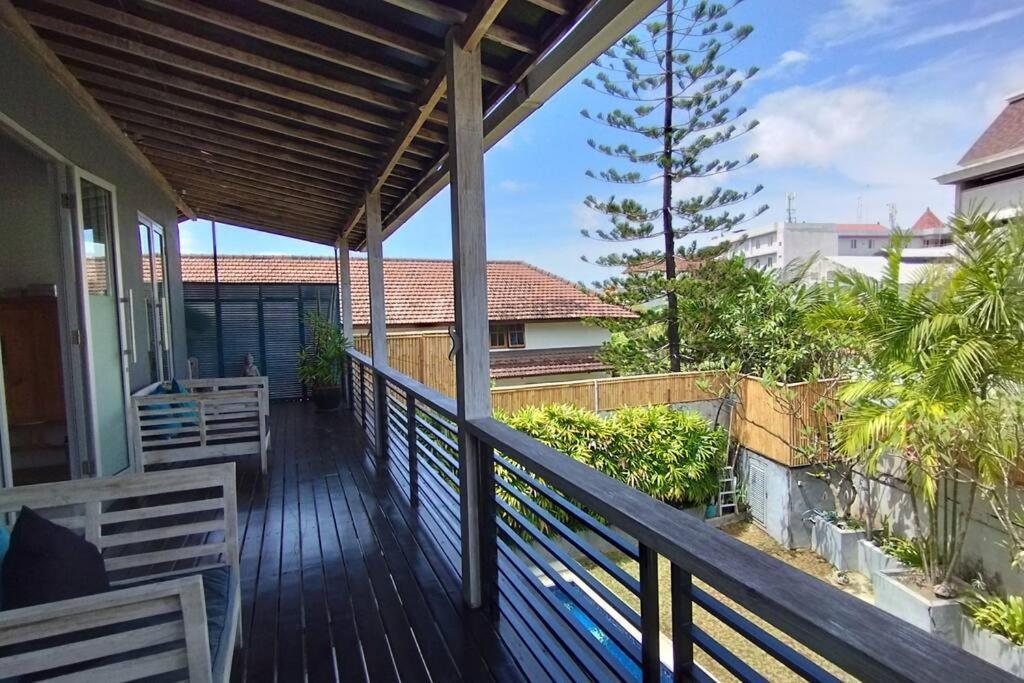 3 Bedroom With Private Pool Near Beach&lafavela Seminyak (Bali)