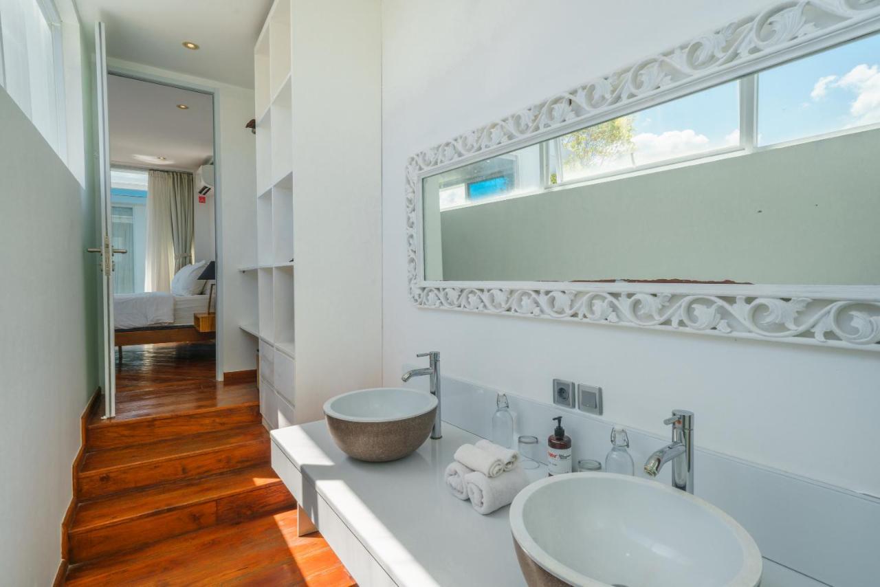 Tykhe - Modern Balinese 4br Pool In Seminyak (Bali)