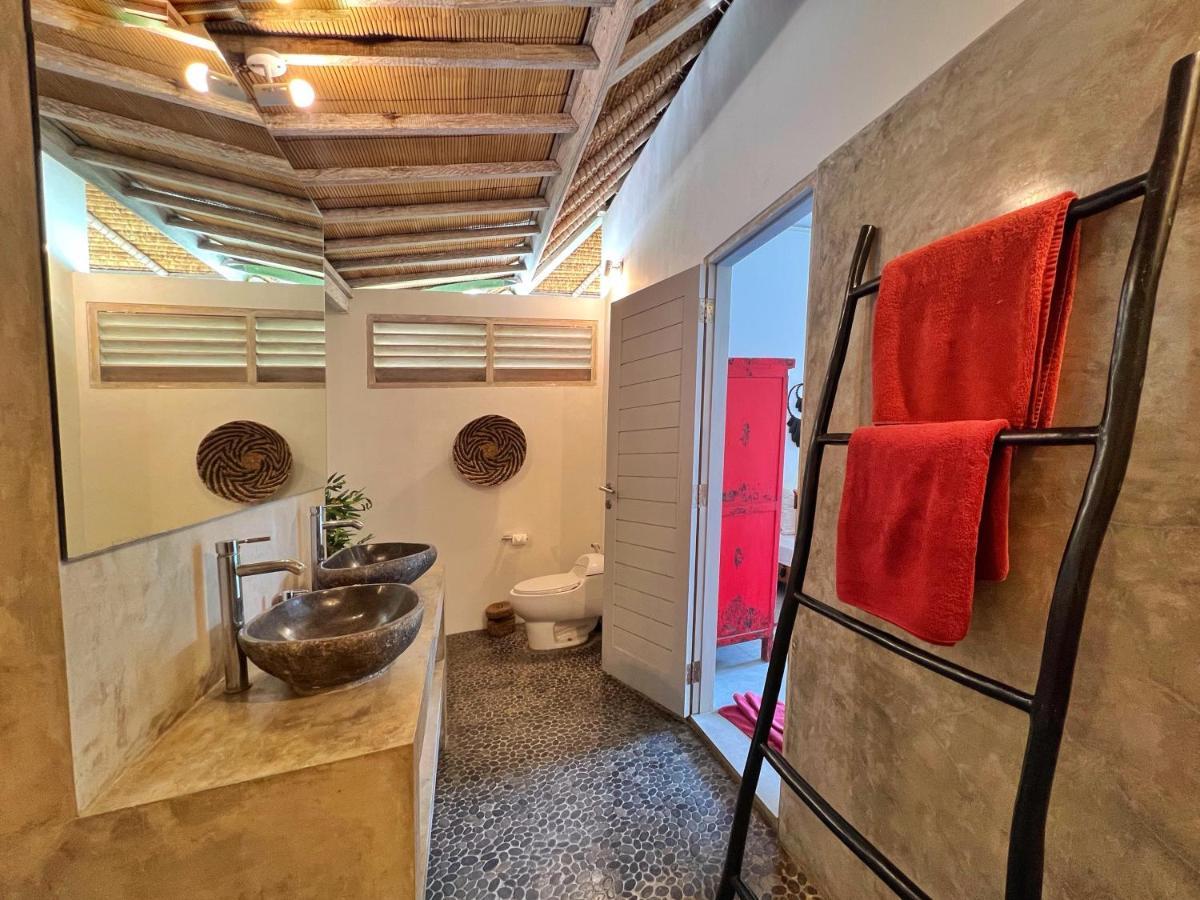 Teman Eden, 4br Prime Location * Seminyak (Bali)
