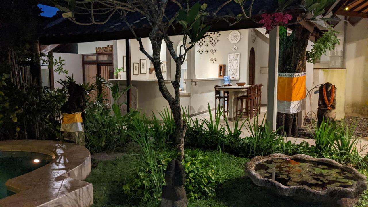 Ben Bali * Seminyak (Bali)