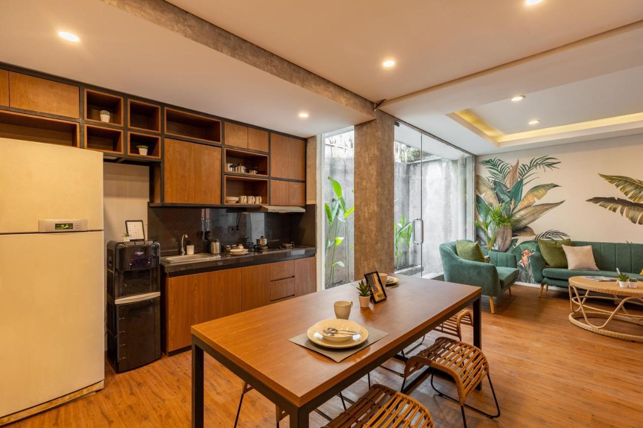 Khách sạn Cove Renata 4*