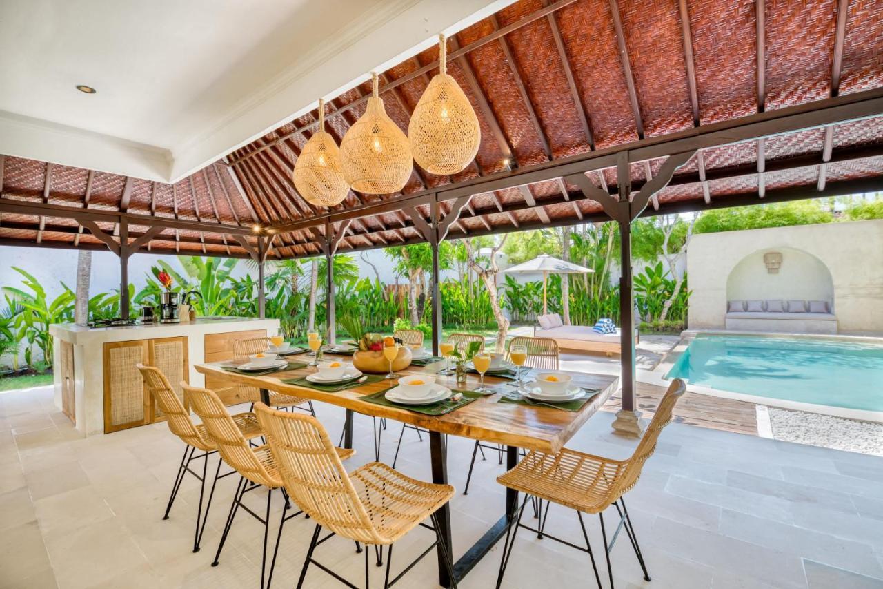 Chandika - 4 Bdr With Private Pool, Walk To The