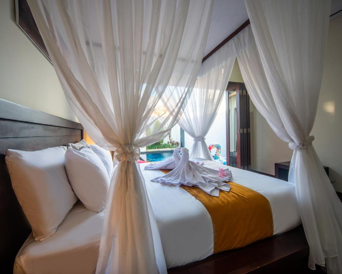 Demi Pousada Seminyak