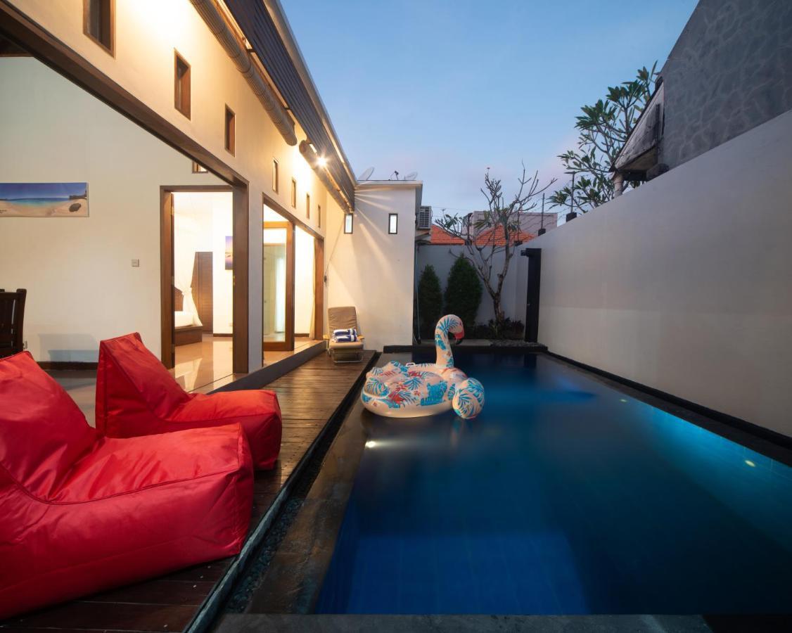 Demi Pousada Seminyak