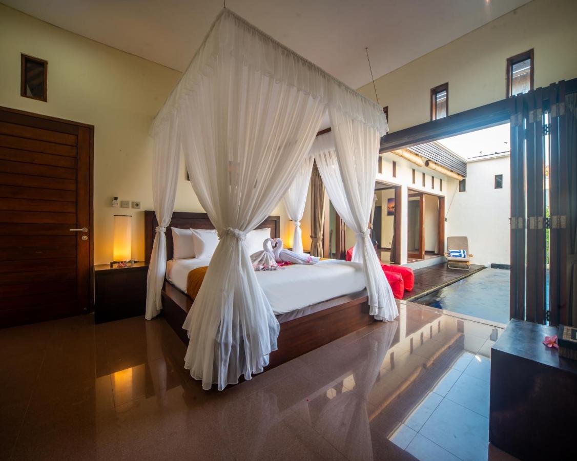 Demi * Seminyak