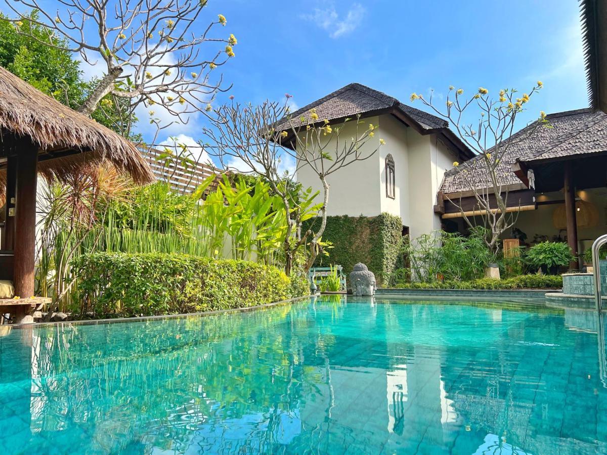 Villa Nicole 5br Paradise, Quiet Area In Oberoi Seminyak (Bali)