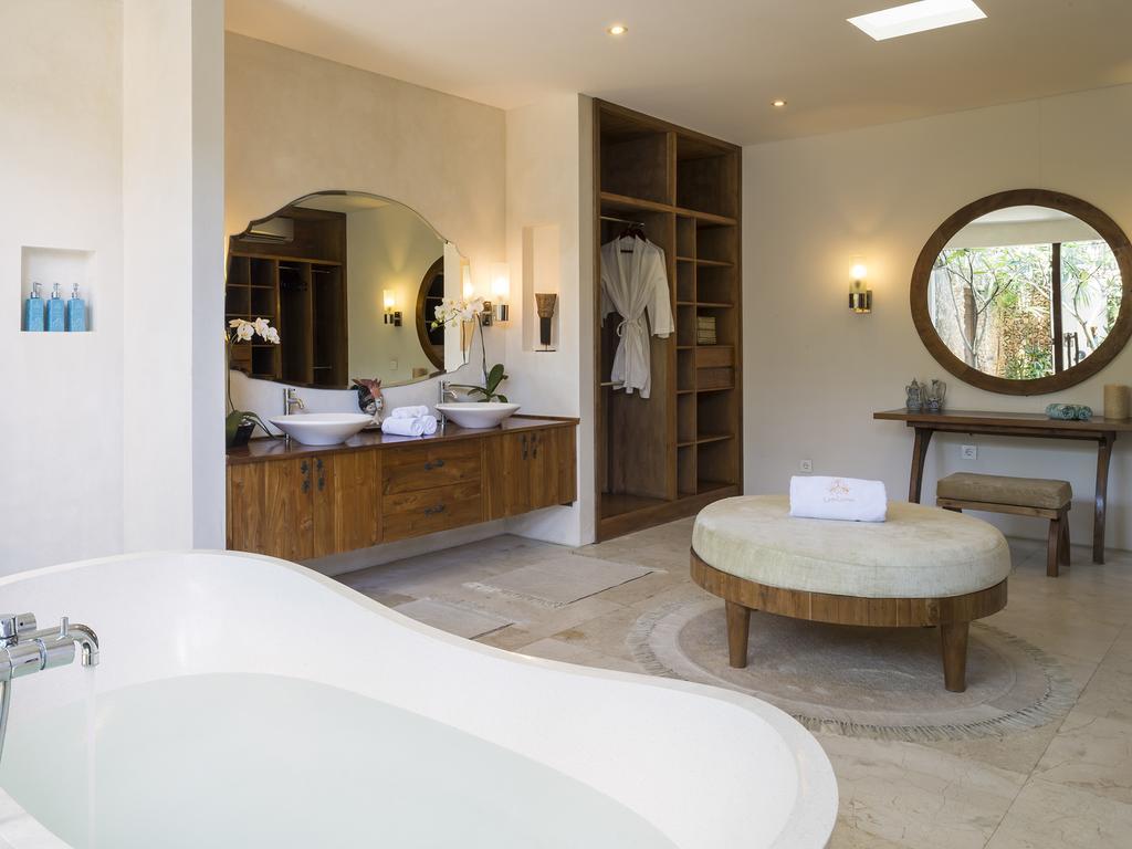 Villa Lataliana Villas *
