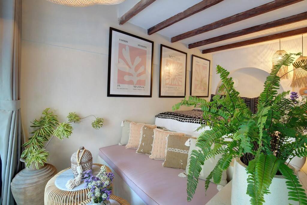 #2 With Private Pool Vila Seminyak (Bali)