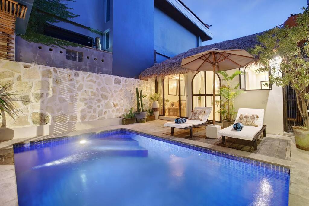 #2 With Private Pool