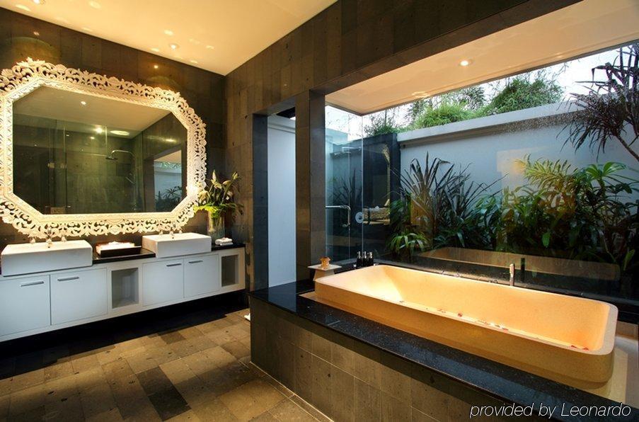 Nunia Boutique Seminyak (Bali)