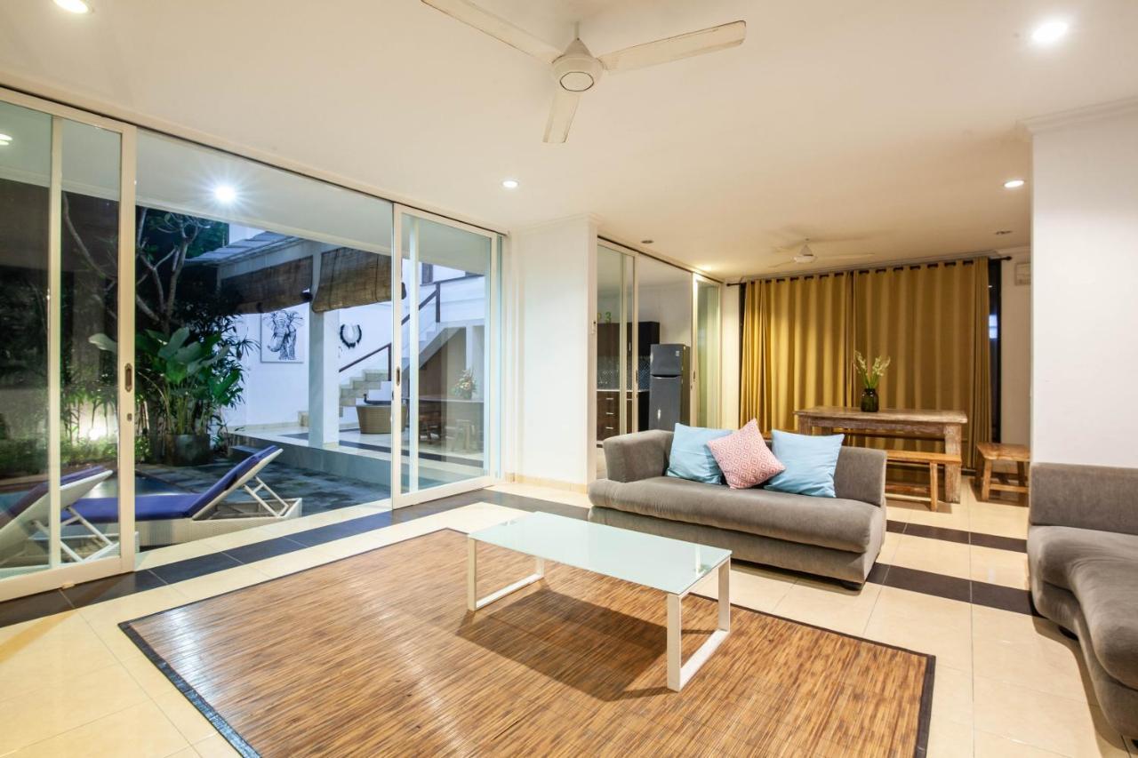 3-br Private Pool Kayu Aya Walk To * Seminyak (Bali)