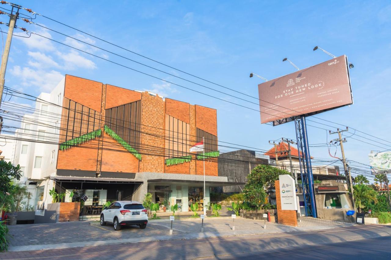 Berry Biz Sunset Road Hotel Seminyak