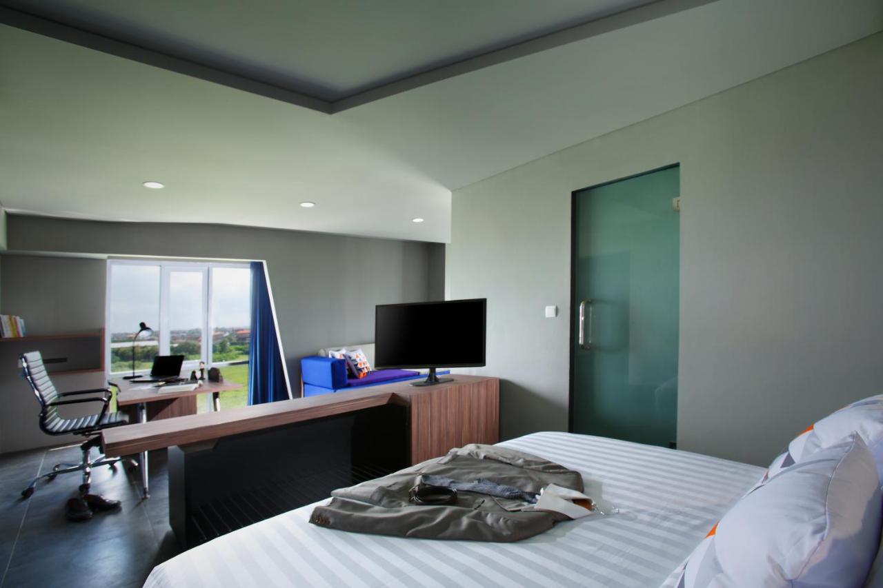 Berry Biz Sunset Road 3* Seminyak