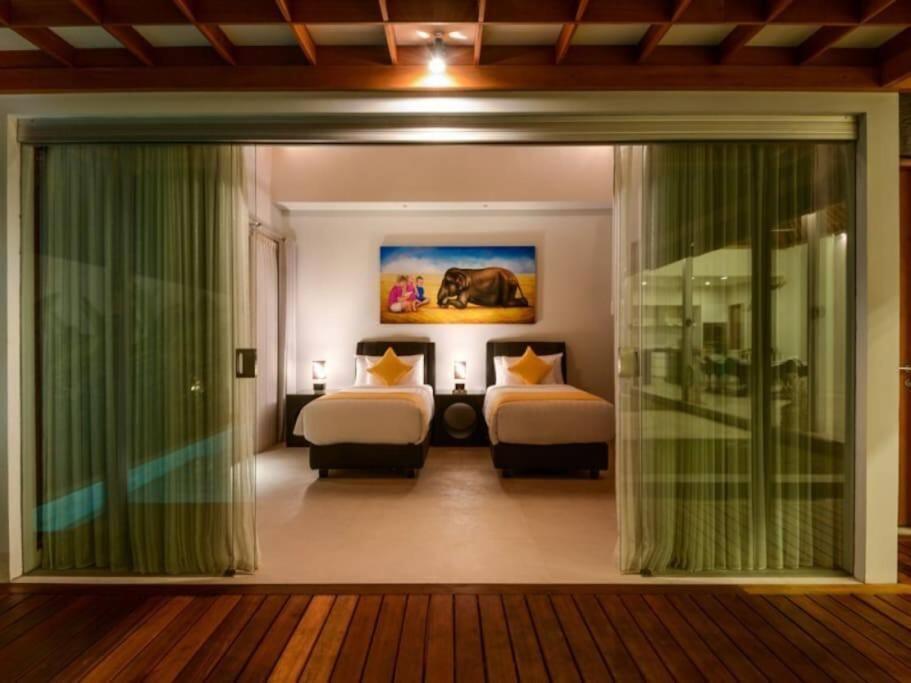 4br With Private Pool Near Villa Seminyak (Bali)
