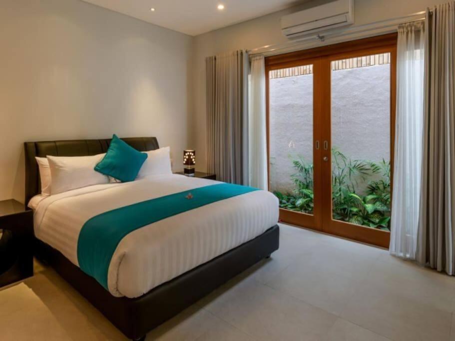 4br With Private Pool Near Villa Seminyak (Bali)