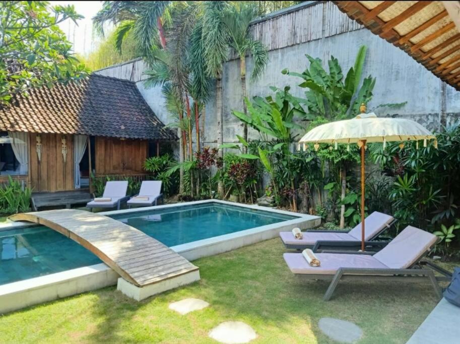 Villa Joglo Oberoi Beautiful 4br Prime Location
