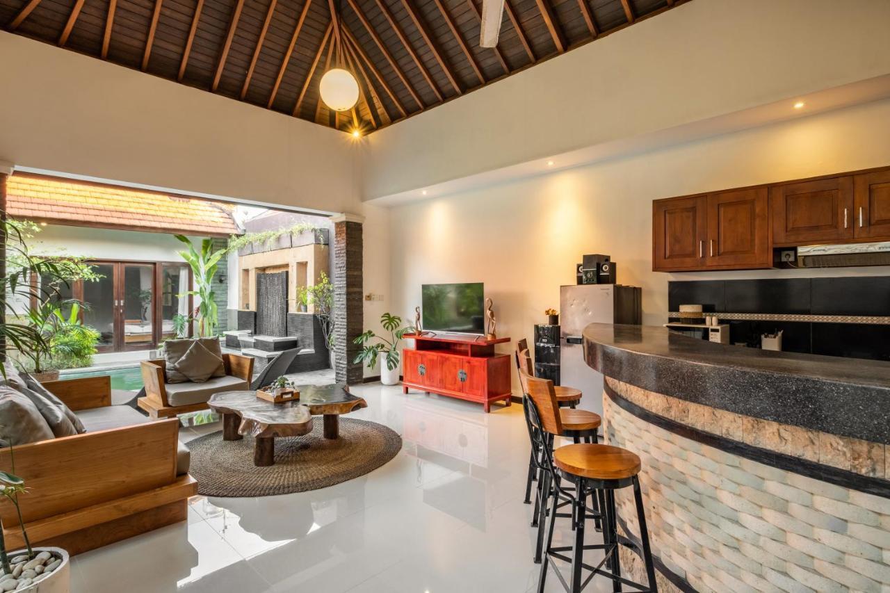 Lapiz Villa *
