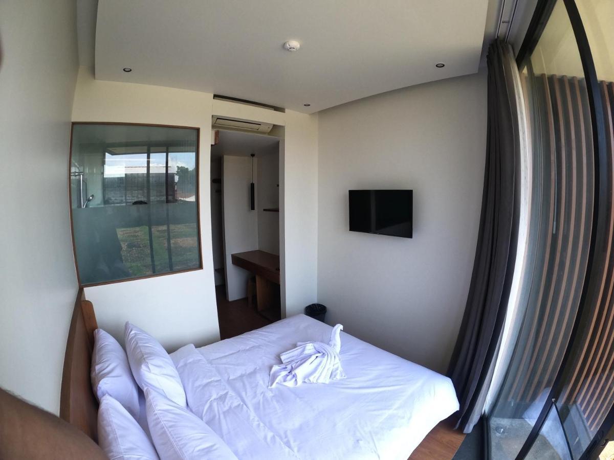 The Fields And Aparthotel *