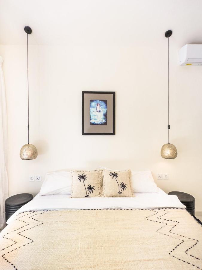 Stylish 2bdr Poolvilla Centre