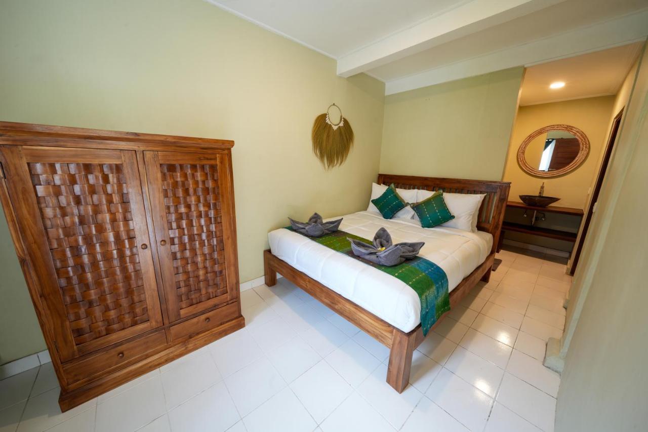 Chandi 2 - Legian - - 5 Bedroom 4 Bathroom - Great Location ! *