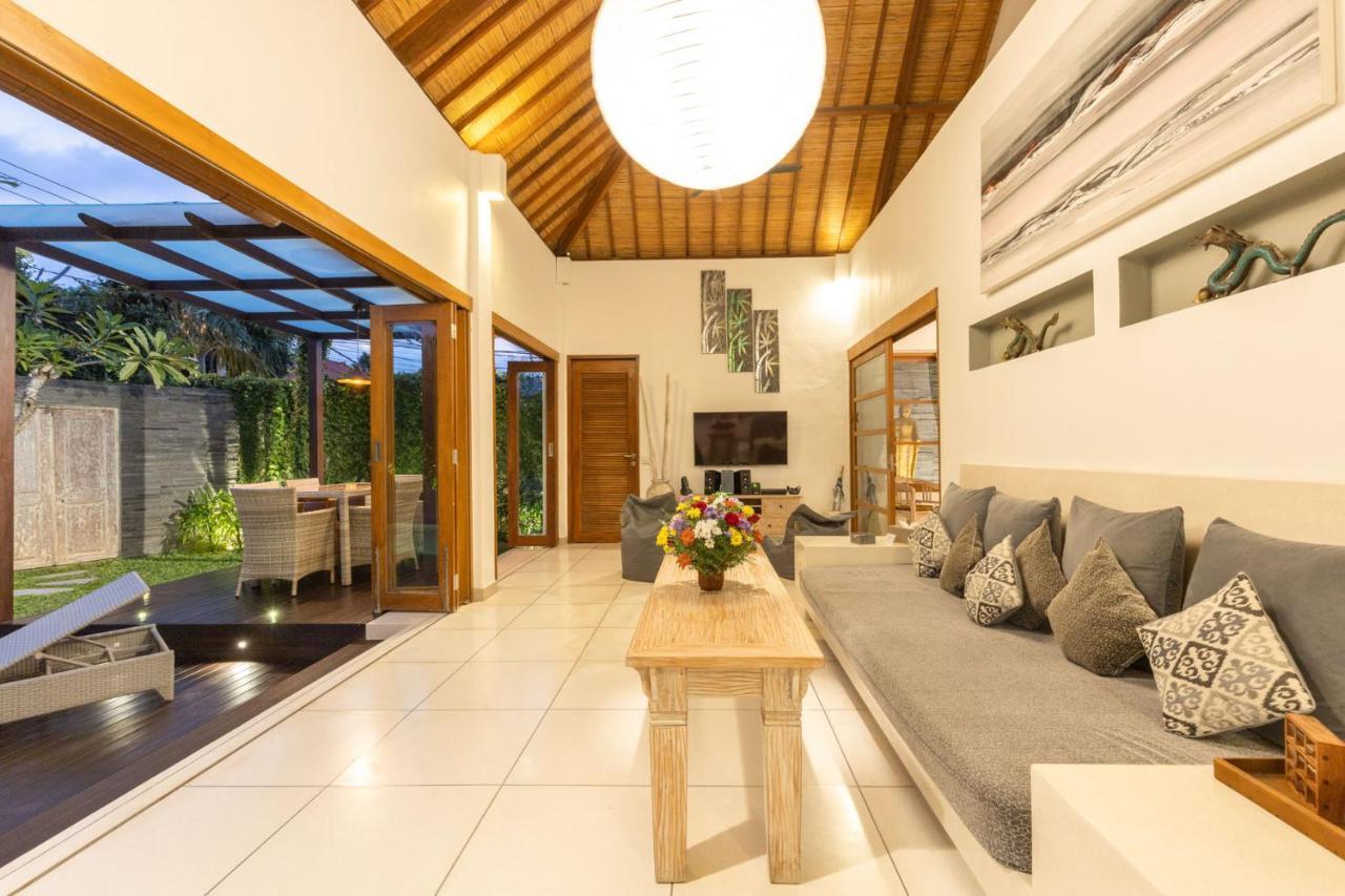 Luxurious Double King W/pool & Wifi+ Carpark * Seminyak (Bali)