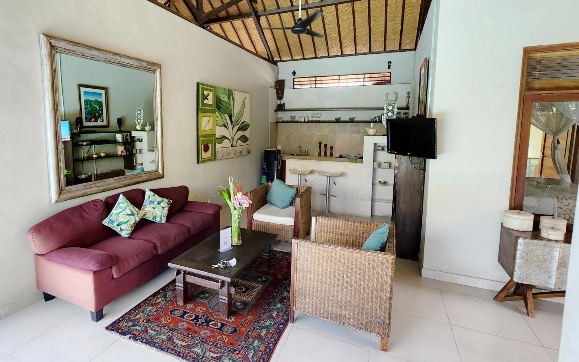 Villa Taman Rahasia *