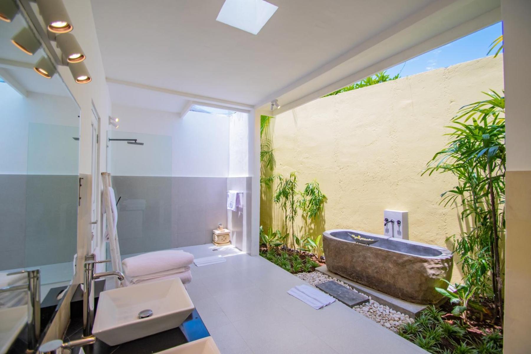 Villa Sitara, Sitara Group