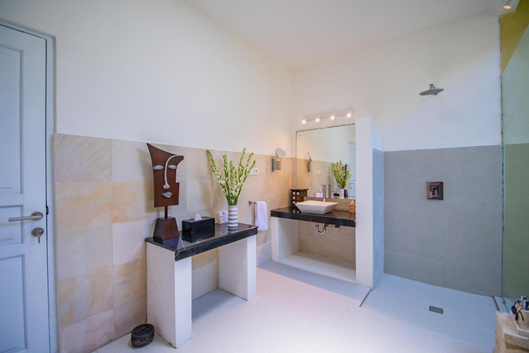 Villa Sitara, Sitara Group
