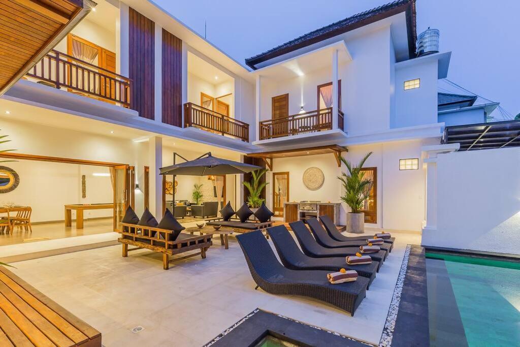 Lima - 5 Bdrs, Bbq, Living With Ac And Private Pool