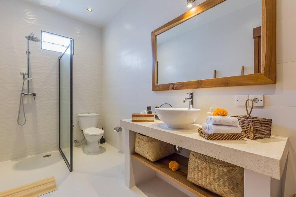 Villa Lima - 5 Bdrs, Bbq, Living With Ac And Private Pool