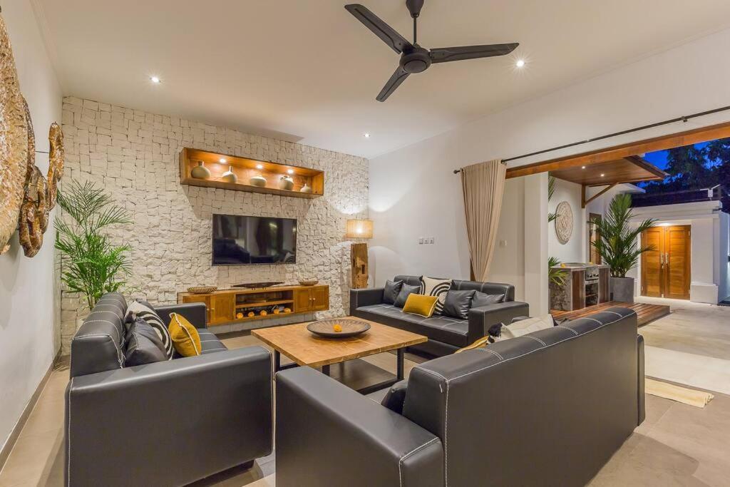 Villa Lima - 5 Bdrs, Bbq, Living With Ac And Private Pool *