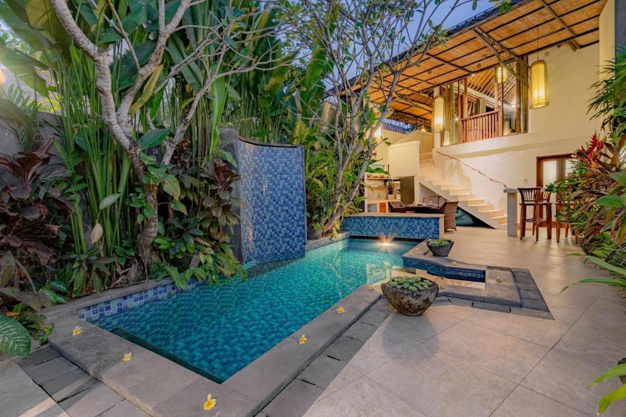 Bali Akasadua * Seminyak (Bali)