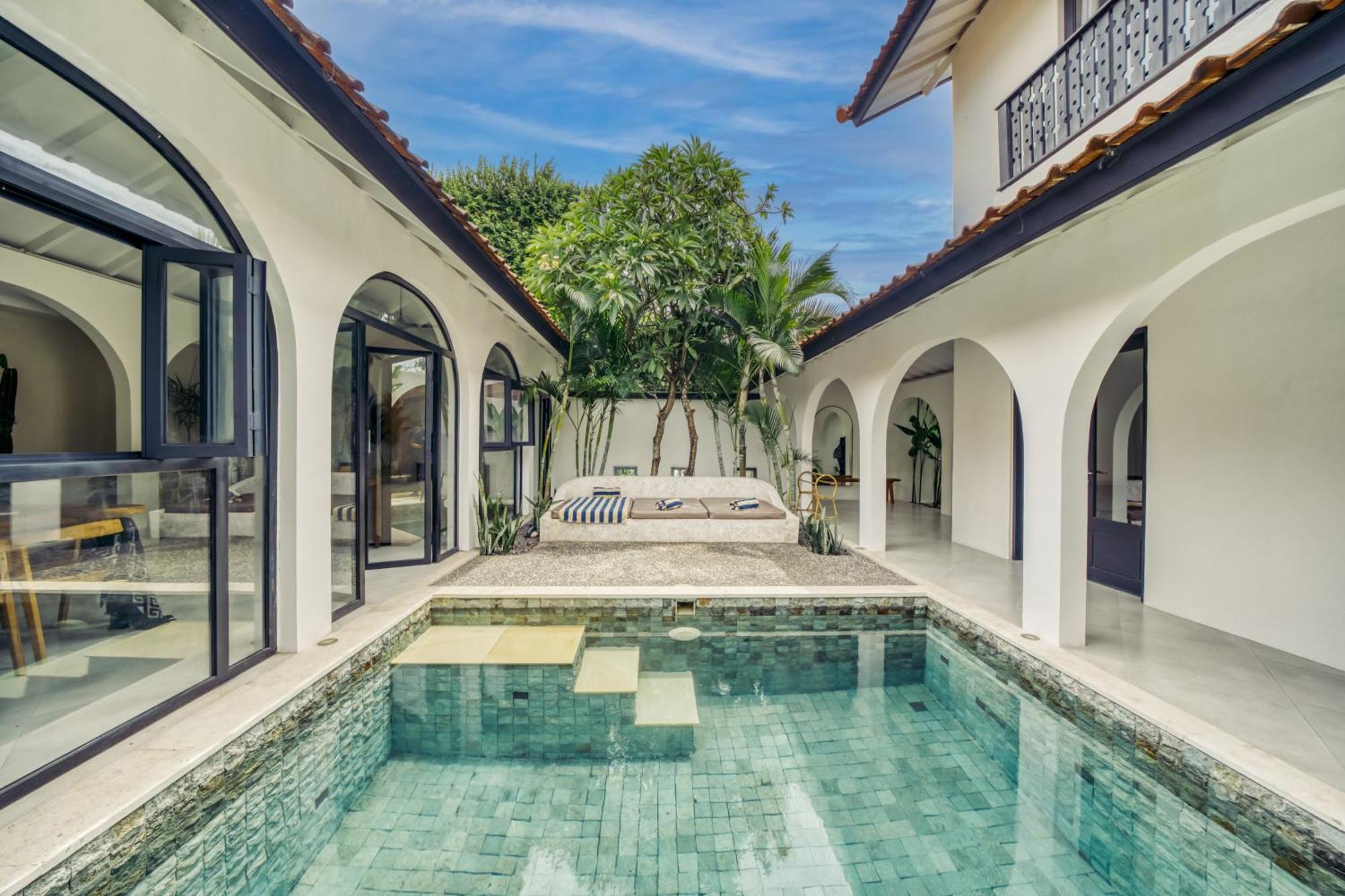 Arca By Santi Management Seminyak (Bali)