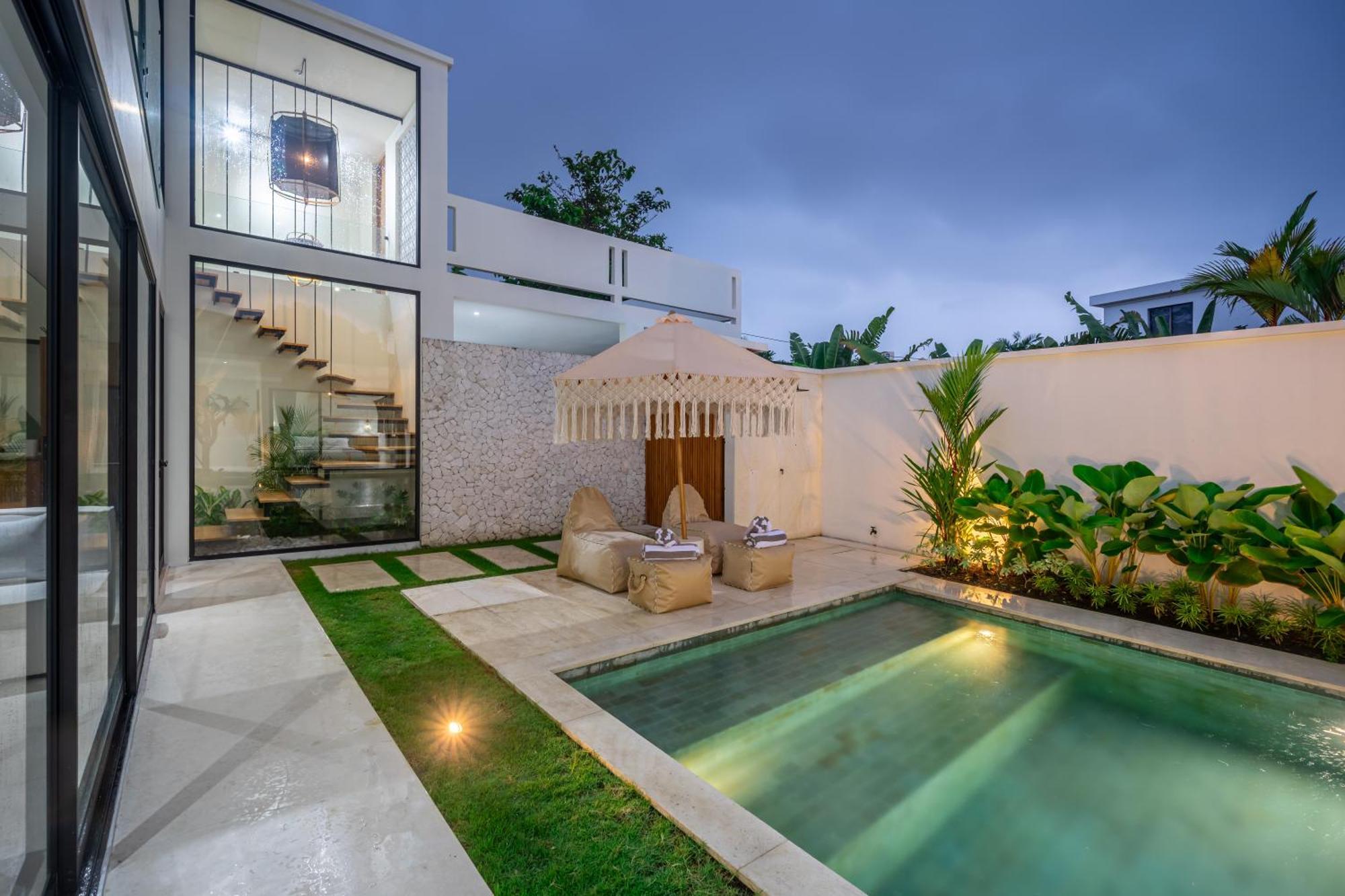 Skye Modern Luxury Unveiled 4br Villa *