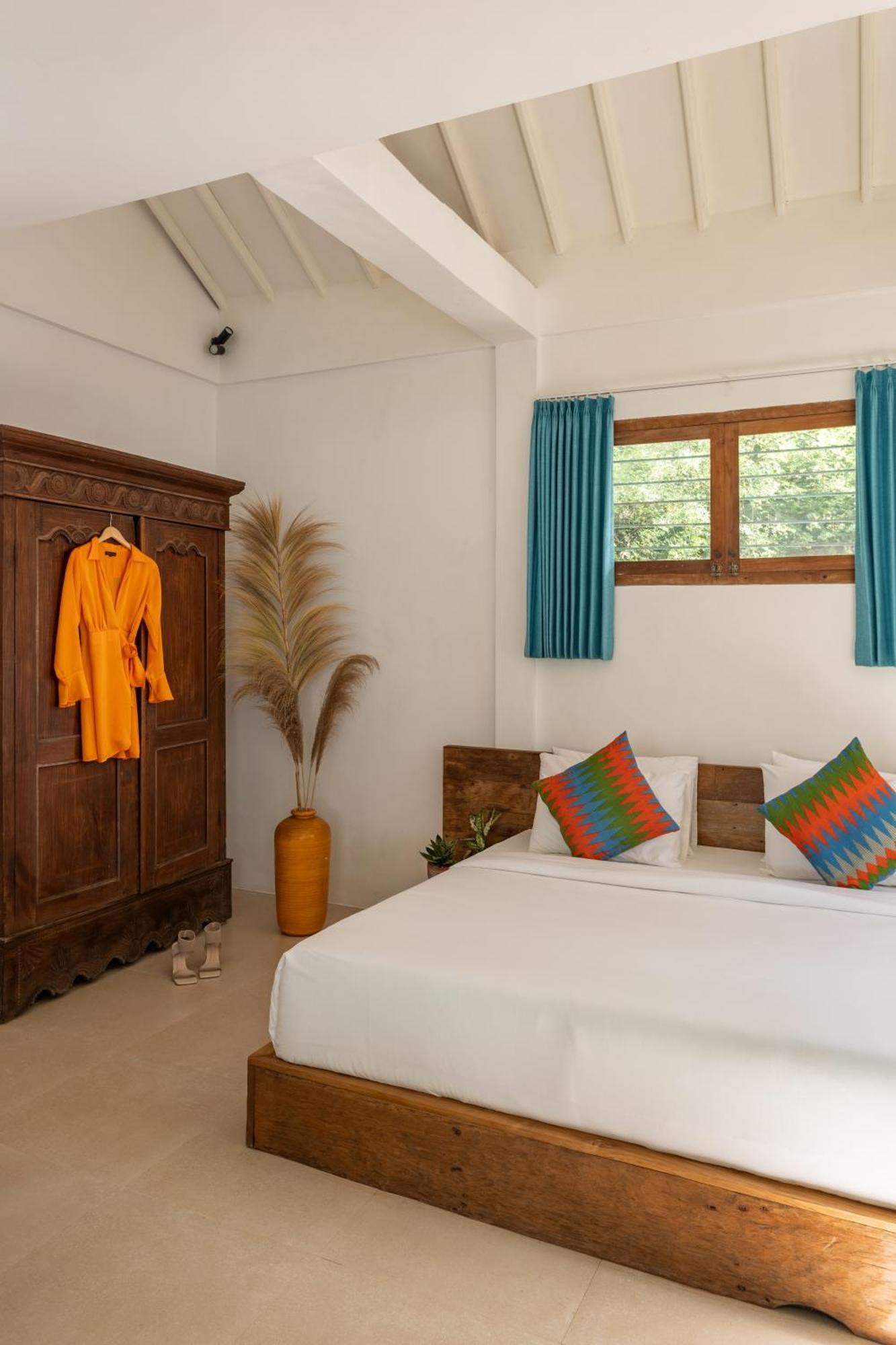 2 Bdr Villa, Walking Distance To Beach. Seminyak (Bali)