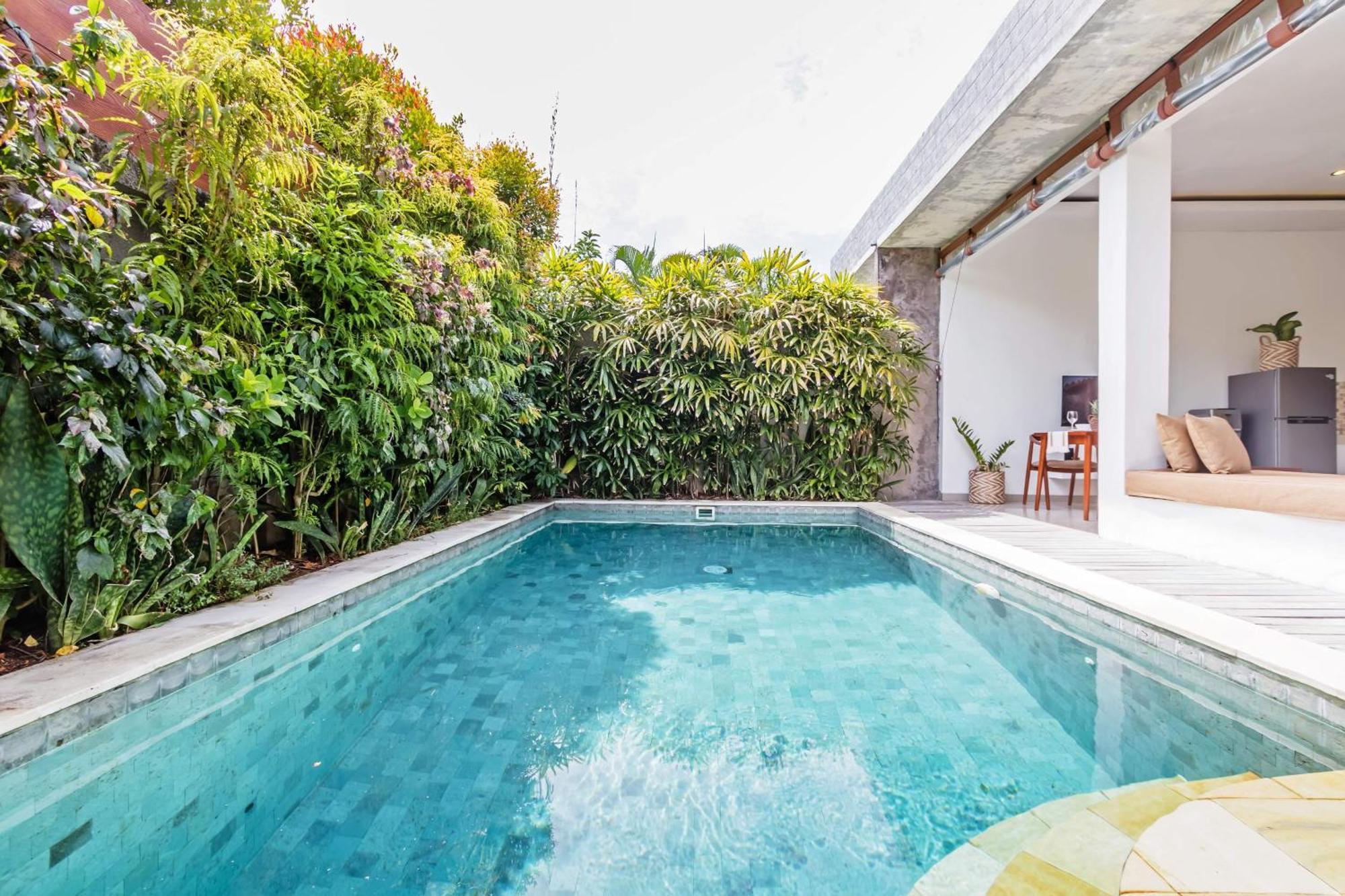 Villa Adorable 1br In The Herat Of Seminyak (Bali)