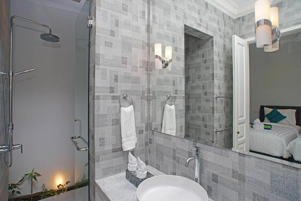 Vila Charming 2br Ley 66 Walking To Shops&beach *